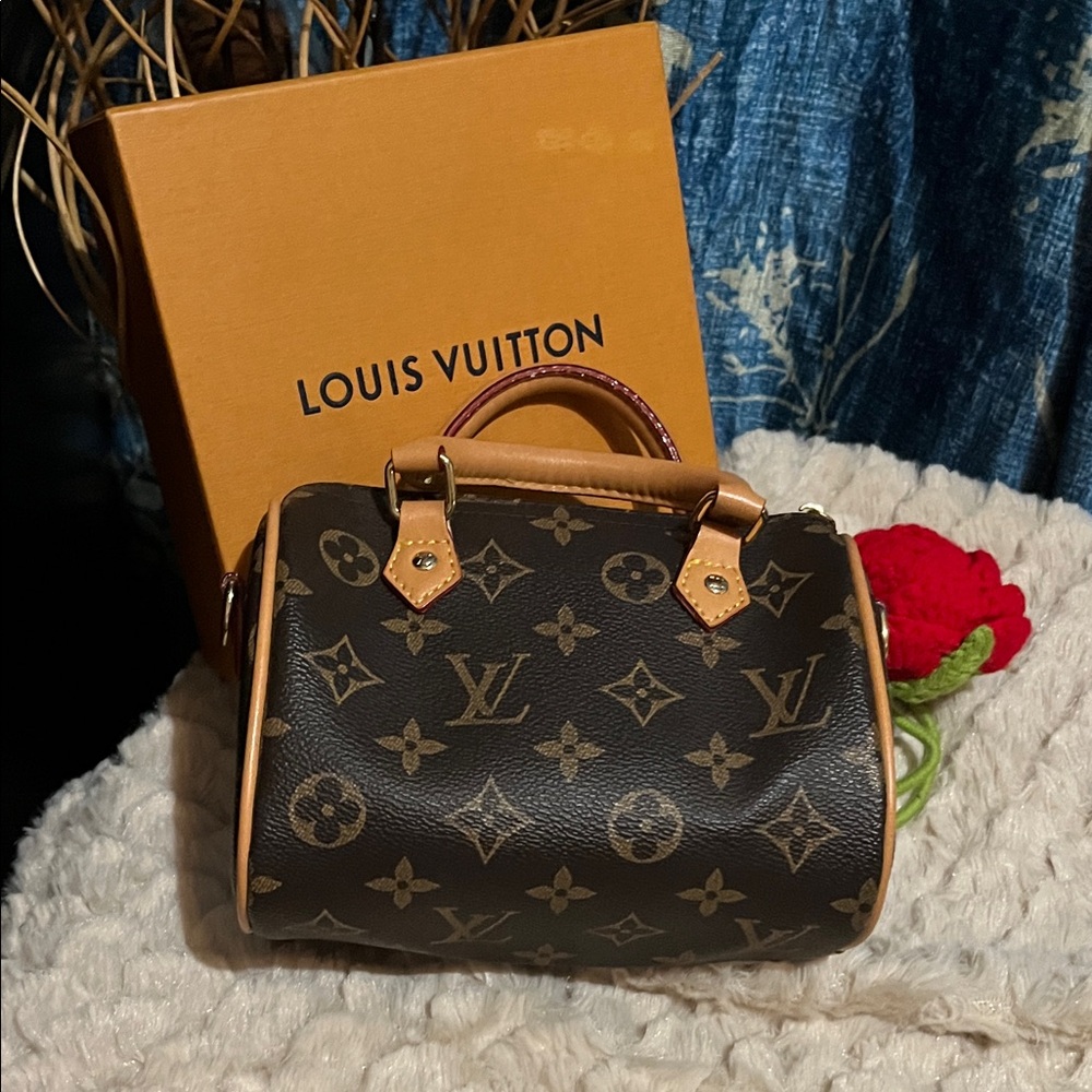 nwt Classic Monogram Satchel